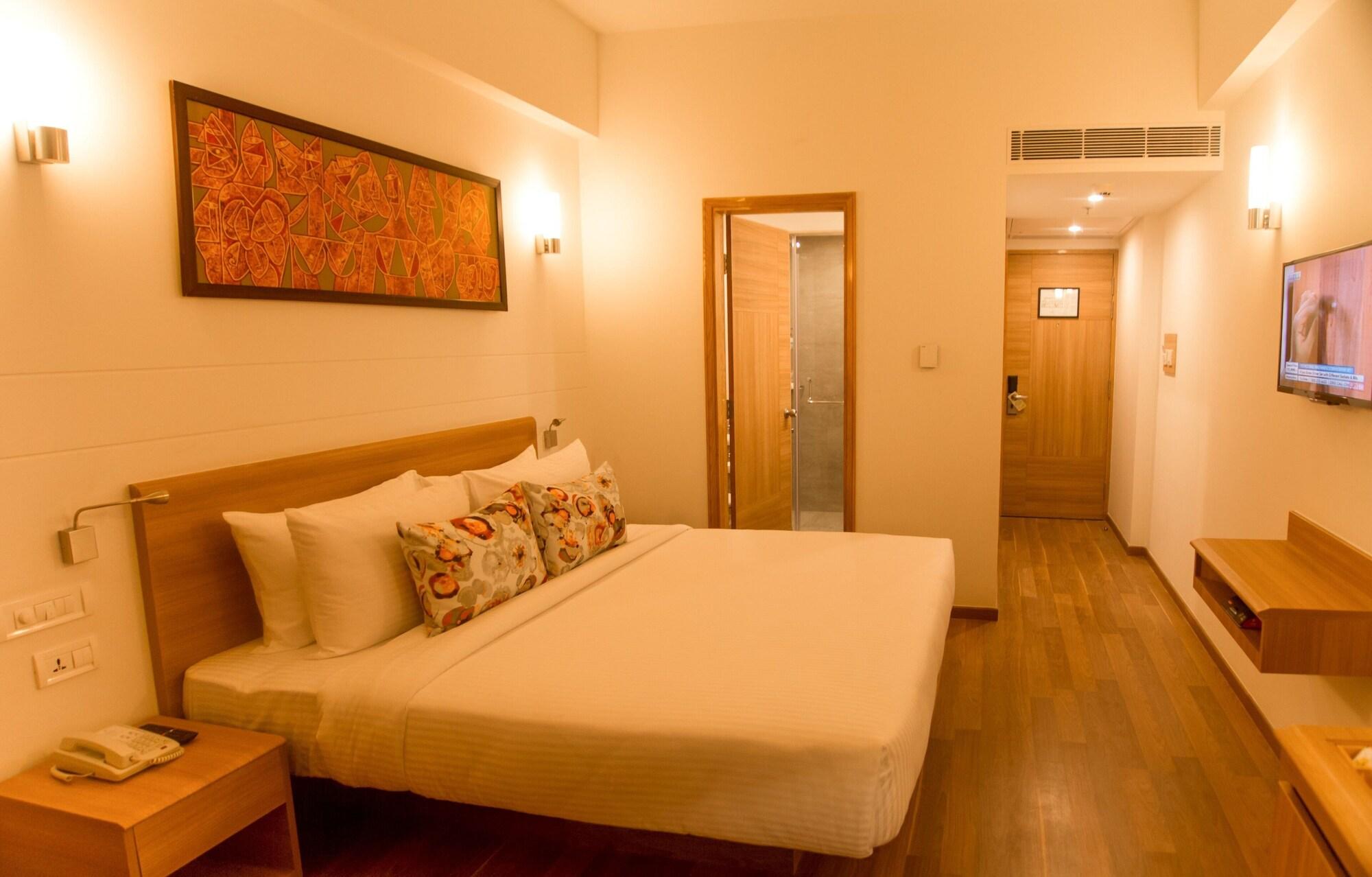 Lemon Tree Hotel, Sector 60, Gurugram Гургаон Экстерьер фото
