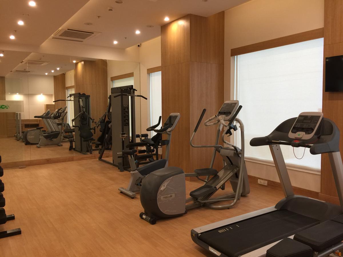Lemon Tree Hotel, Sector 60, Gurugram Гургаон Экстерьер фото